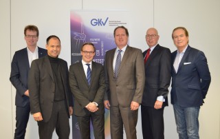 Geschäftsführer des GKV und seiner Trägerverbände v.l.n.r.: Dr. Elmar Witten (AVK), Michael Weigelt (TecPart), Dr. Oliver Möllenstädt (GKV), Klaus Junginger (FSK), Ralf Olsen (pro-K), Ulf Kelterborn (IK)
